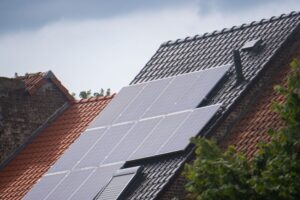 RE2020 et panneaux photovoltaïques